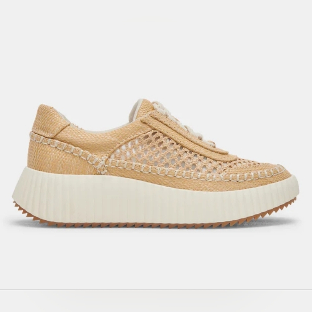 (Ew)Dolce vita ladies Dolen sneaker(NWOB)